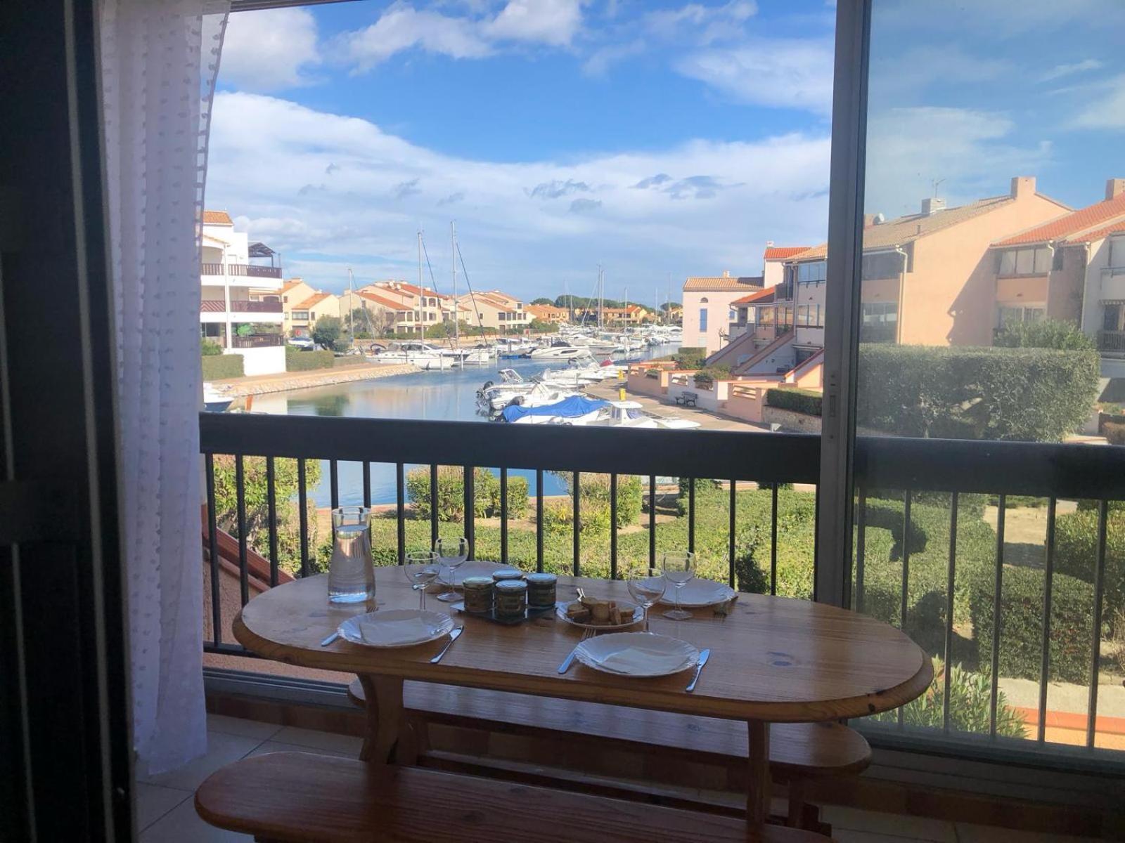 Hispaniola, Avec Vue Sur La Marina Et Parking Prive Apartment *